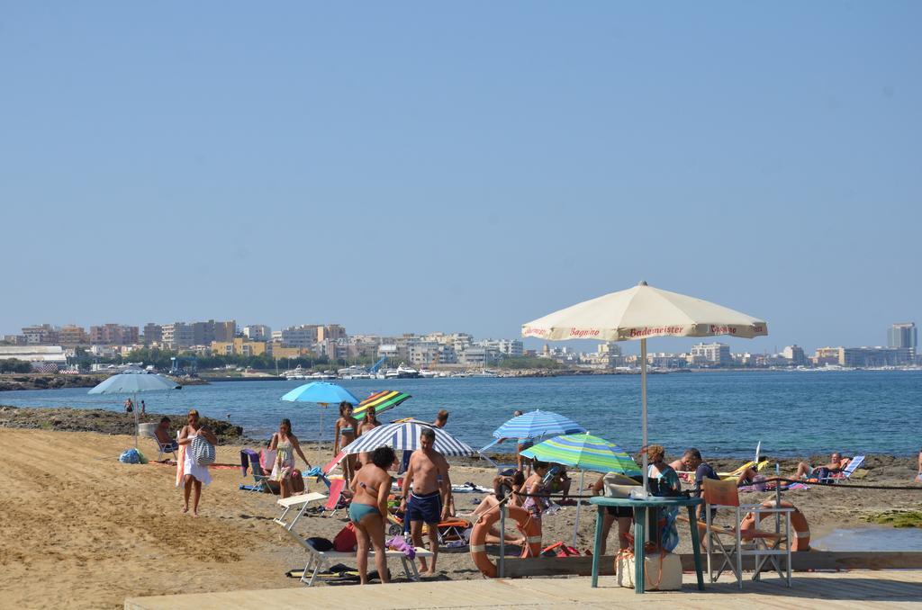 Happy Camp Mobile Homes In Camping Village La Masseria Gallipoli Exterior foto